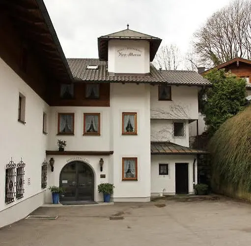 Restaurant Neu Meran 호텔
