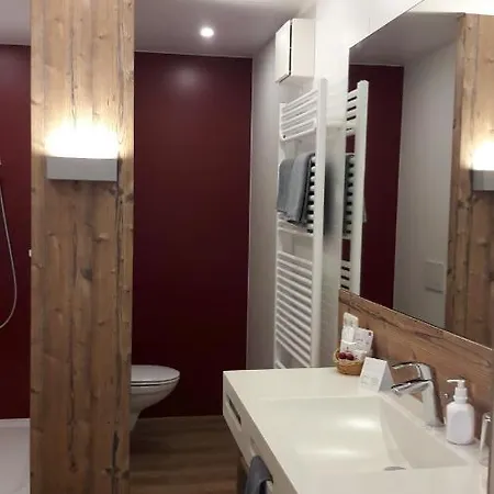Hotel Hotel Restaurant Neu Meran 3*