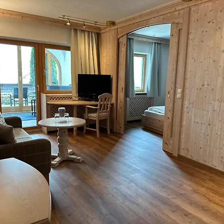 Restaurant Neu Meran ホテル バートライヘンハル