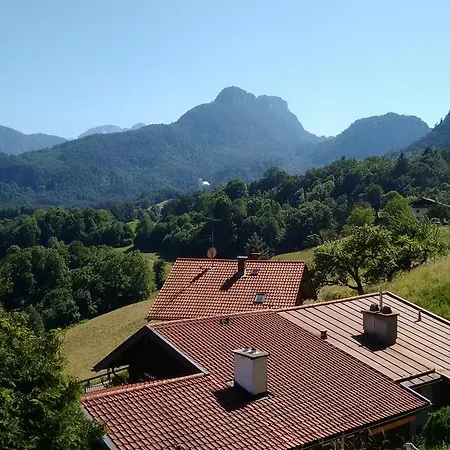 Hotel Hotel Restaurant Neu Meran 3*