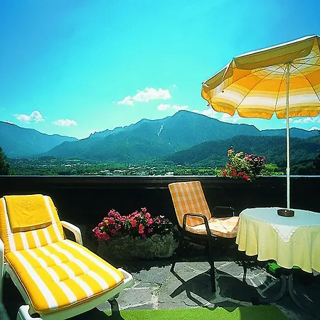 Restaurant Neu Meran ホテル