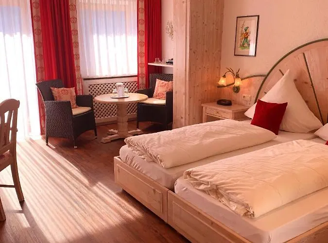 Hotel Hotel Restaurant Neu Meran 3*